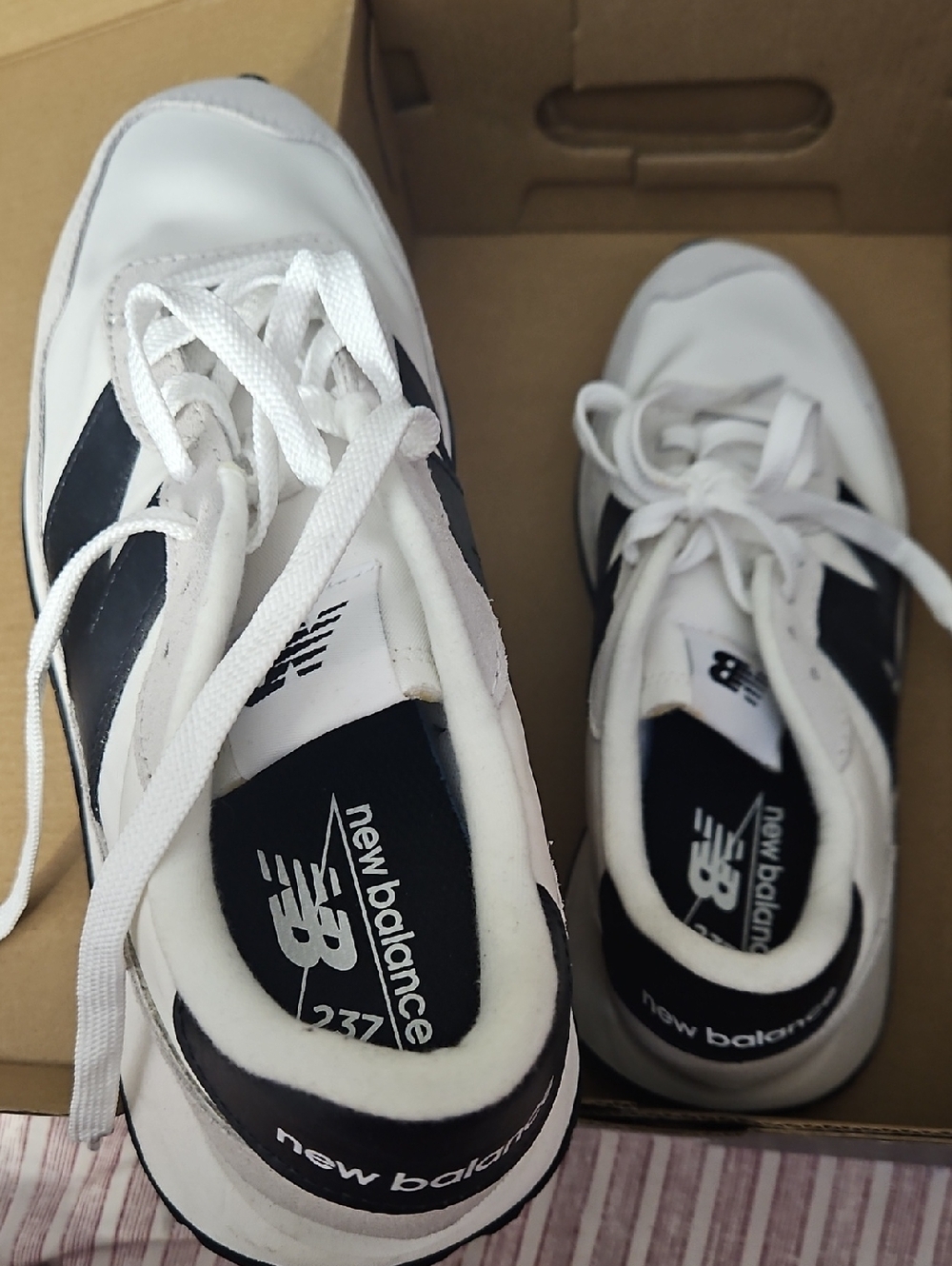 New Balance Womens 237 Sneakers in White and Black